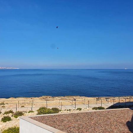 Private Room In A Modern Apartment With Pool And Sea View St. Paul's Bay Exterior photo