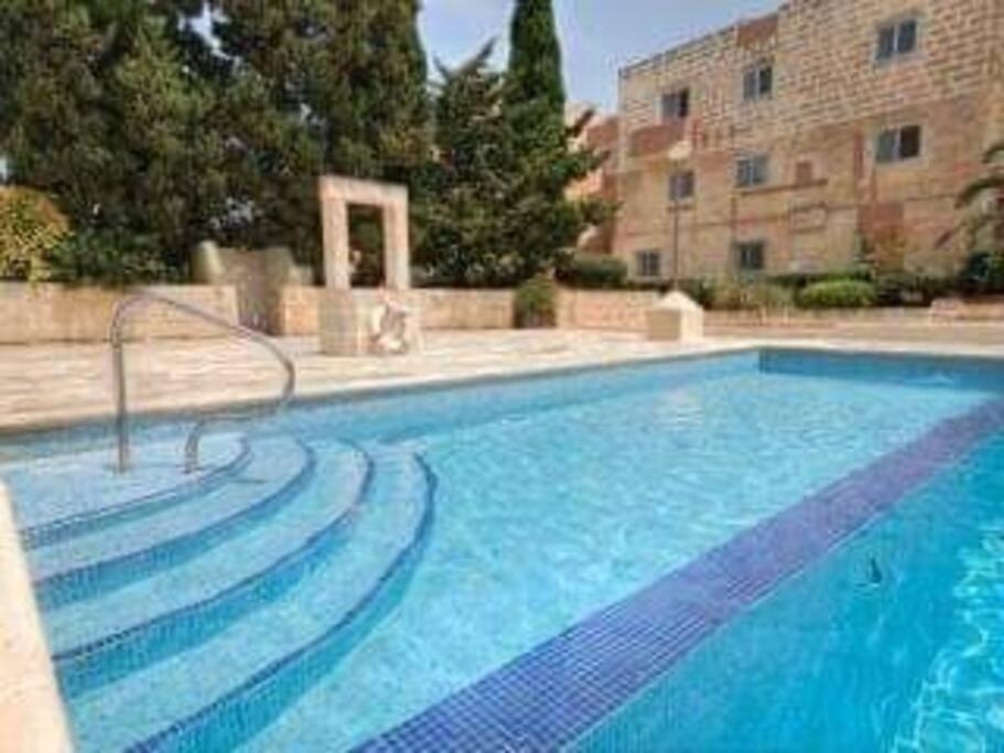 Private Room In A Modern Apartment With Pool And Sea View St. Paul's Bay Exterior photo