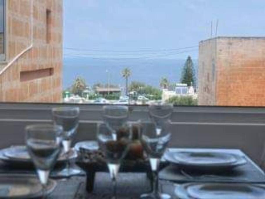 Private Room In A Modern Apartment With Pool And Sea View St. Paul's Bay Exterior photo